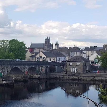 فيلا Bridge House Carrick on Shannon المظهر الخارجي الصورة